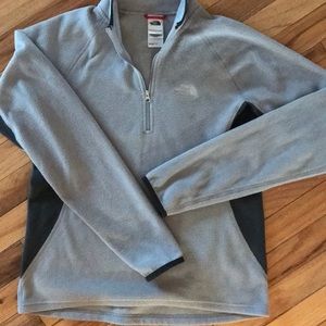 NORTH FACE 1/4 zip fleece pullover. Gray. Medium